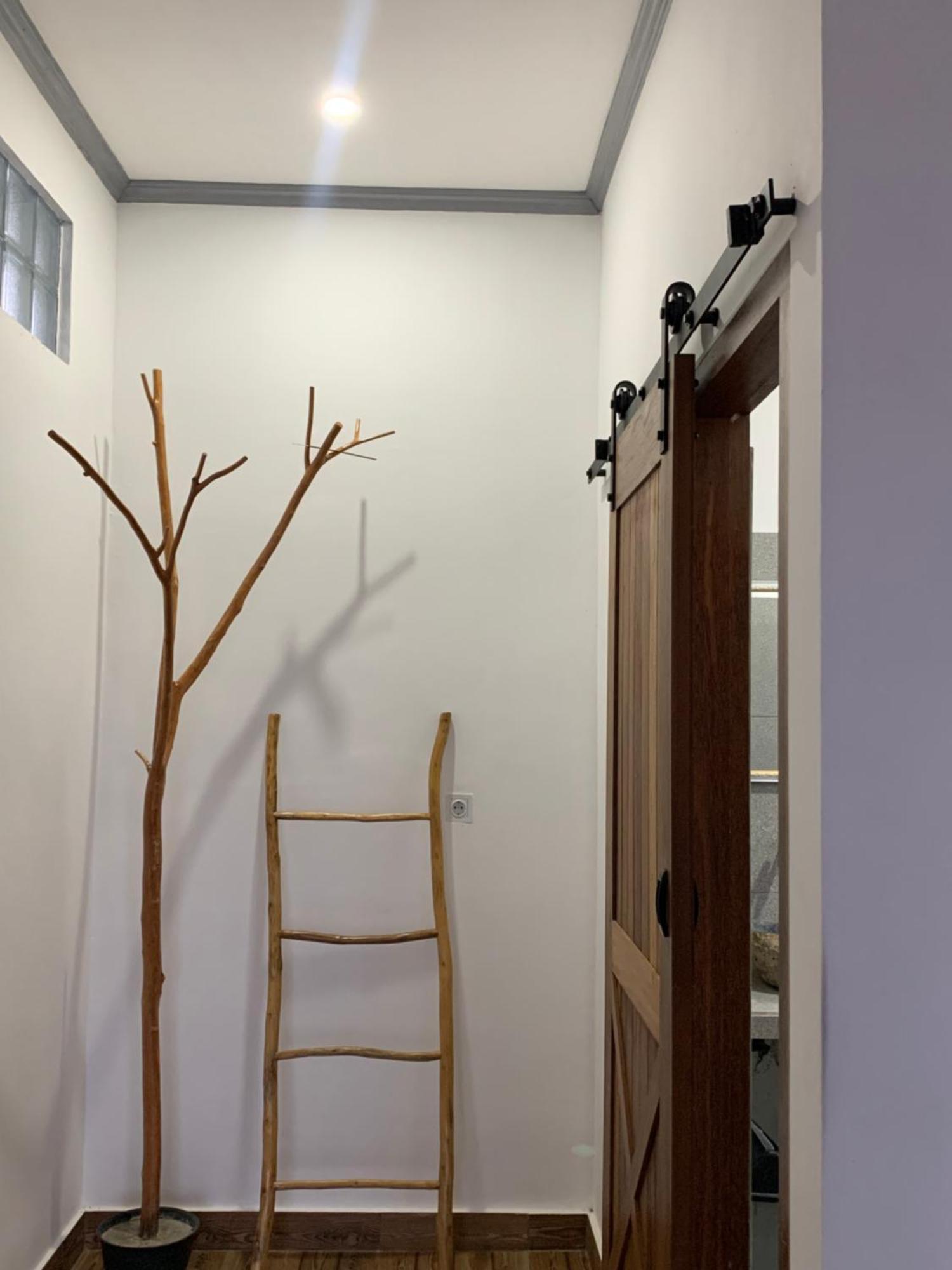 Tommy Homestay Plambi Exterior foto
